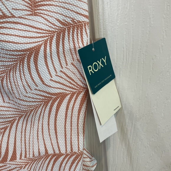 NWT Roxy One piece swimsuit - Sz. Small - Picture 2 of 4